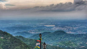 4 BR Lake View Kasauli cottage Clouds View AC